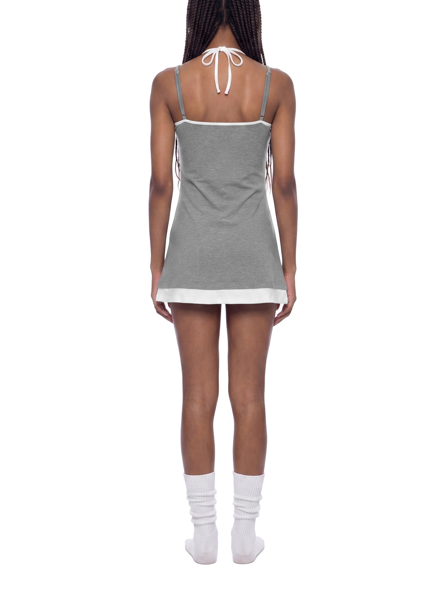 sleeveless dress